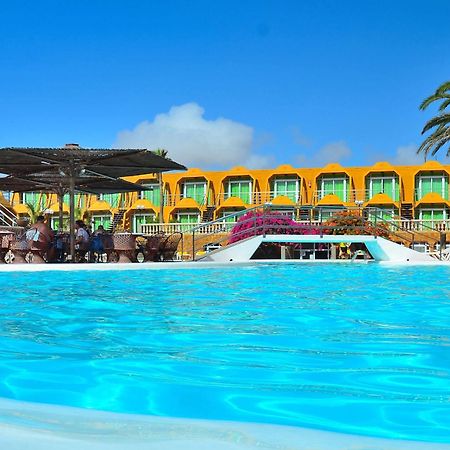 Aparthotel La Piramide Costa De Antigua Ngoại thất bức ảnh