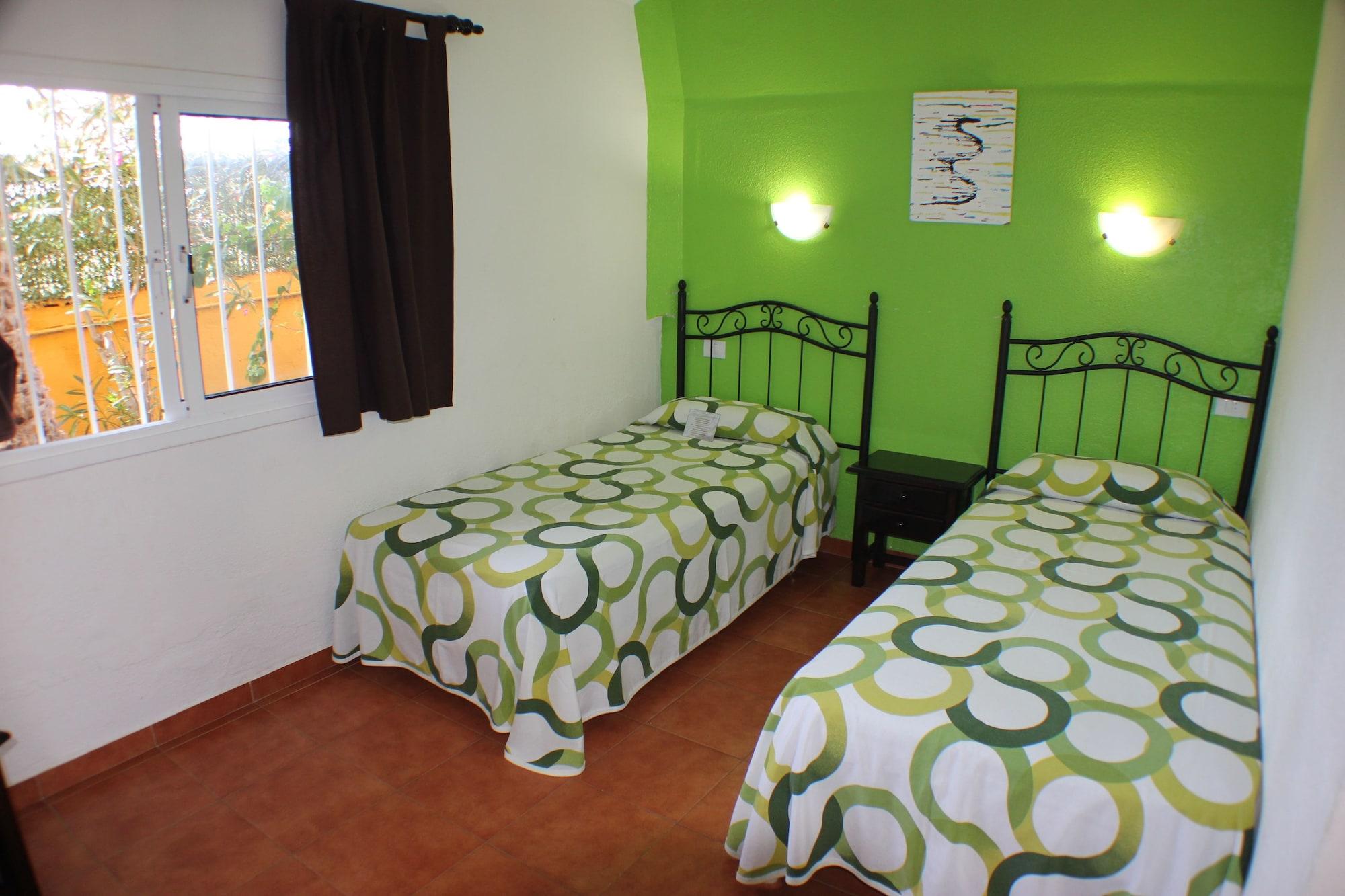 Aparthotel La Piramide Costa De Antigua Ngoại thất bức ảnh