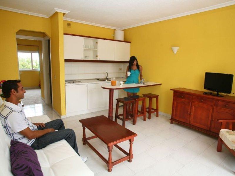 Aparthotel La Piramide Costa De Antigua Ngoại thất bức ảnh