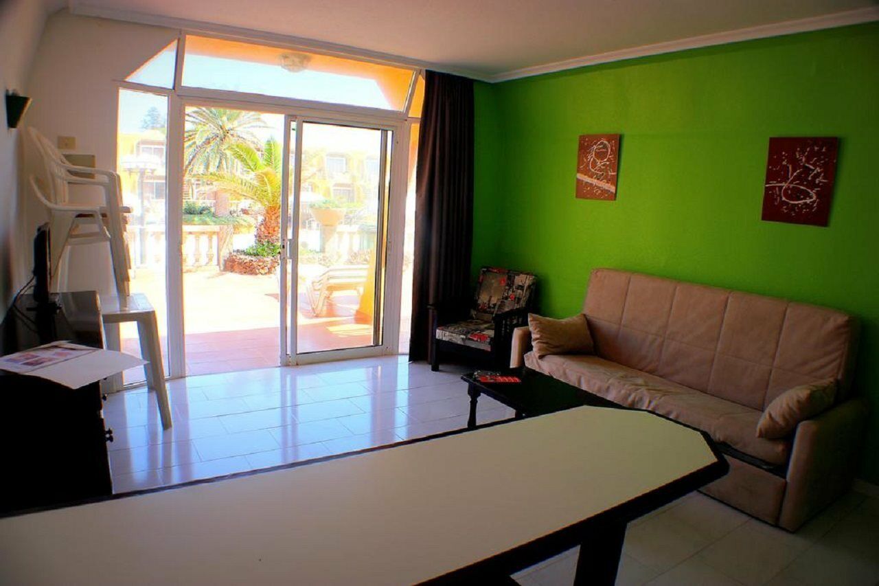 Aparthotel La Piramide Costa De Antigua Ngoại thất bức ảnh